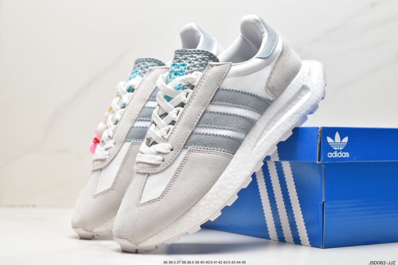 Adidas Sneakers